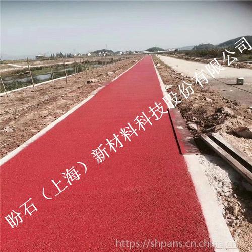 彩色透水地坪賦能城市生態(tài) 紹興、湖州、溫州透水路面施工與路基新材料全解析